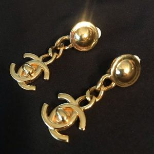💯% Authentic CHANEL CC TurnLock Circa Earrings